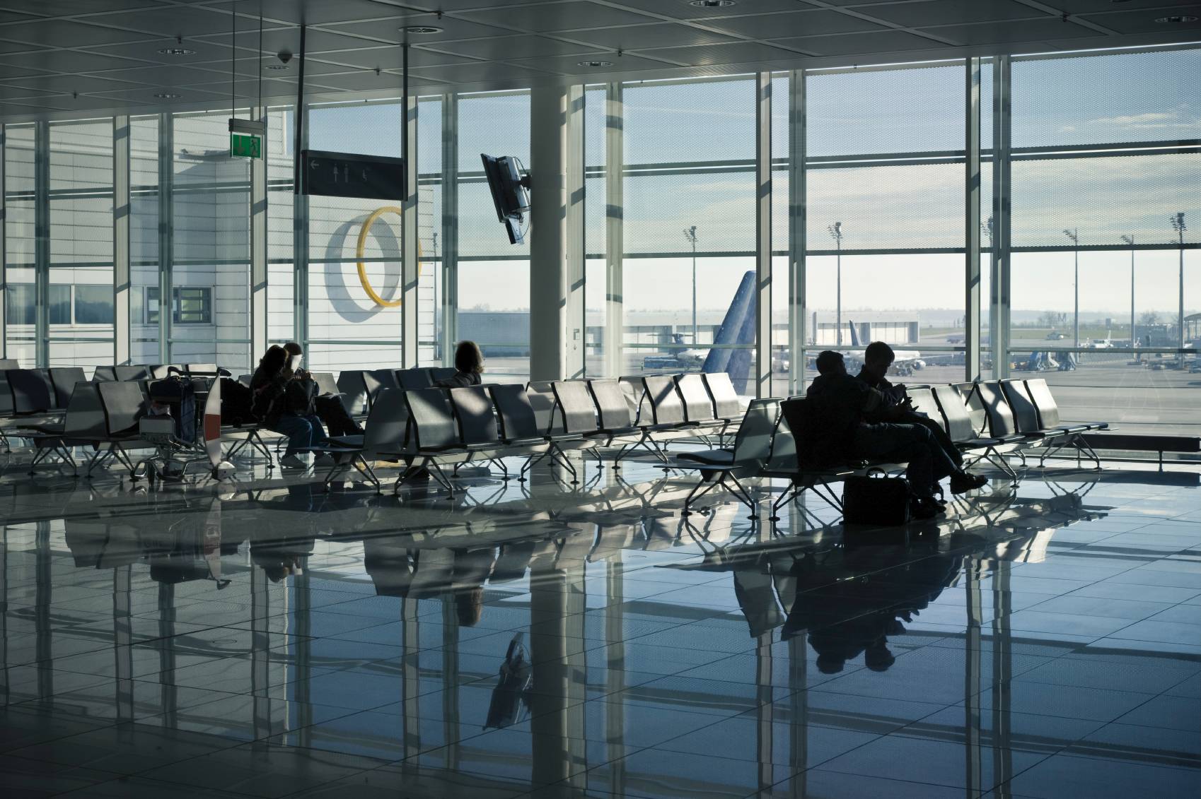 iStock_000005957848Medium-airport-waiting-area